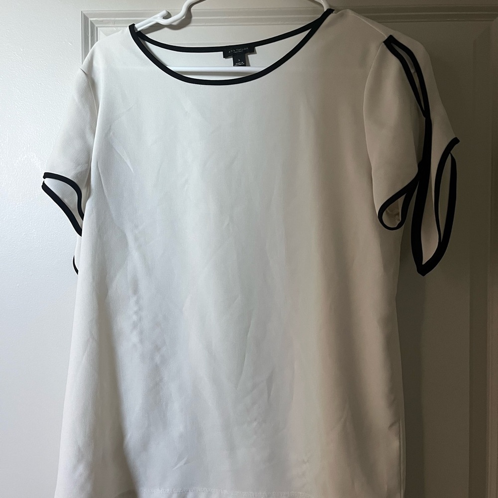 Ann Taylor White Short-Sleeve Blouse with Black Trim